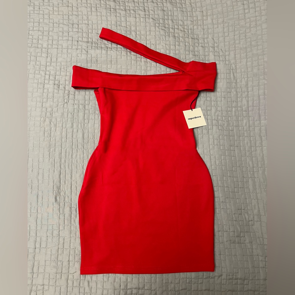 superdown Red Off-Shoulder Mini Dress
